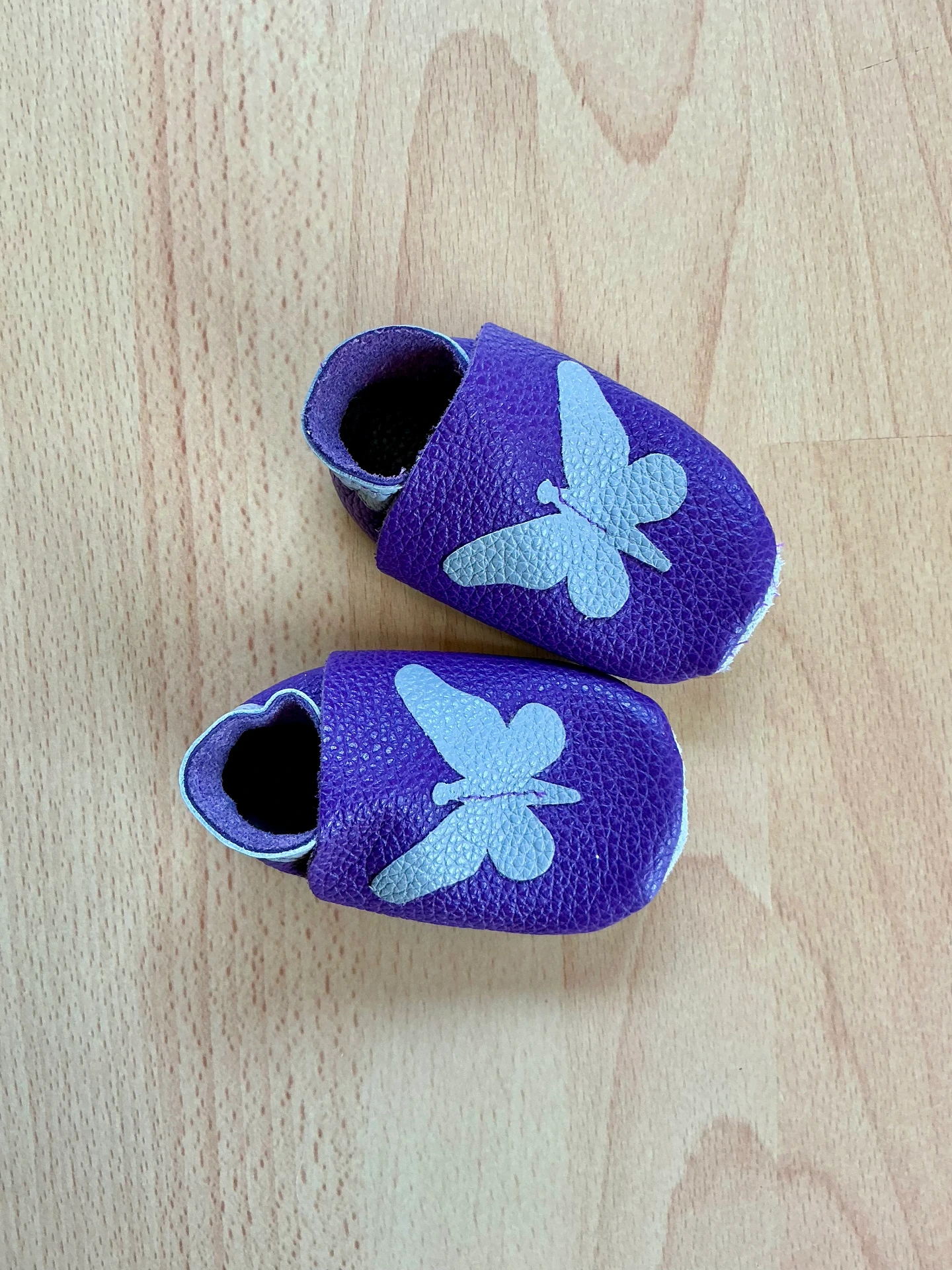 Chaussons pour bébé - papillons